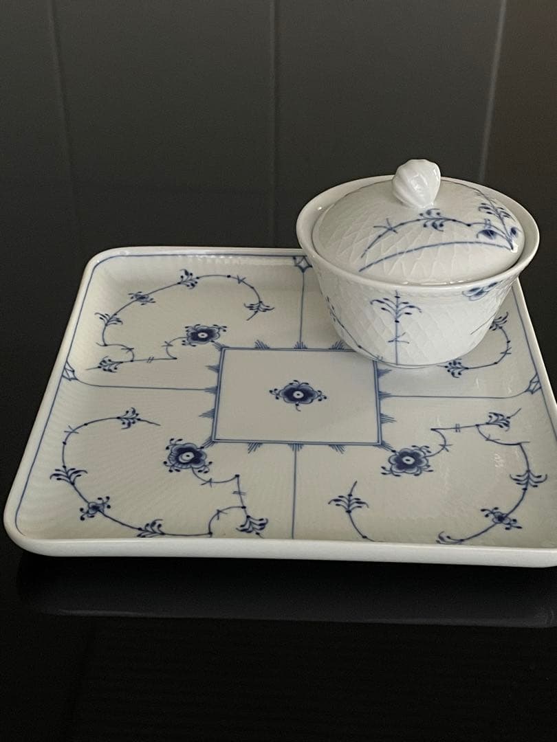 【新品】ロイヤルコペンハーゲン　ブルーパルメッテ 蓋つきカップ2客