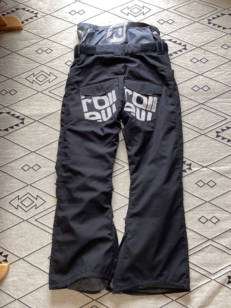 newrollメンズＬスノボウェアスキーウェア