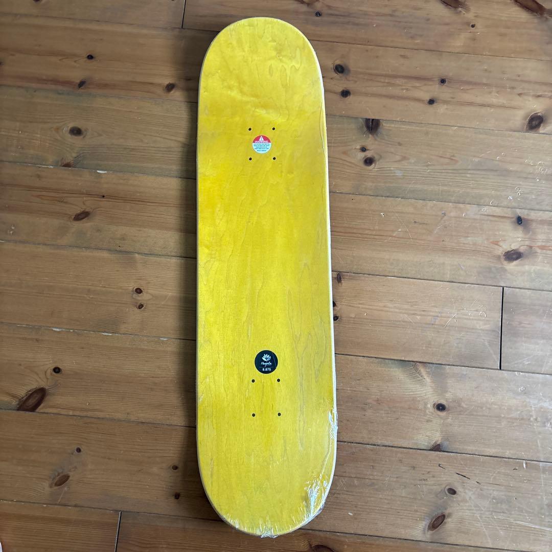 Magenta スケートボードデッキ 8.875インチ