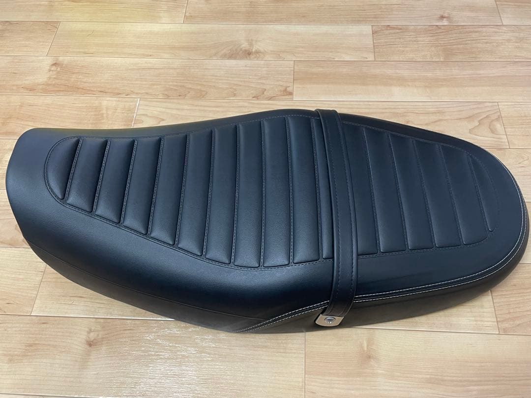 kawasaki カワサキ　Z900RS 純正ハイシート