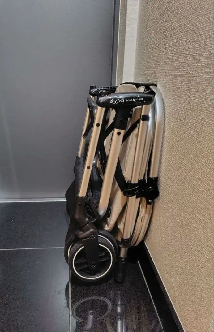 bow＆mew　ペットカート　ベージュ 小型犬向け　分離　自立　軽量　中古品