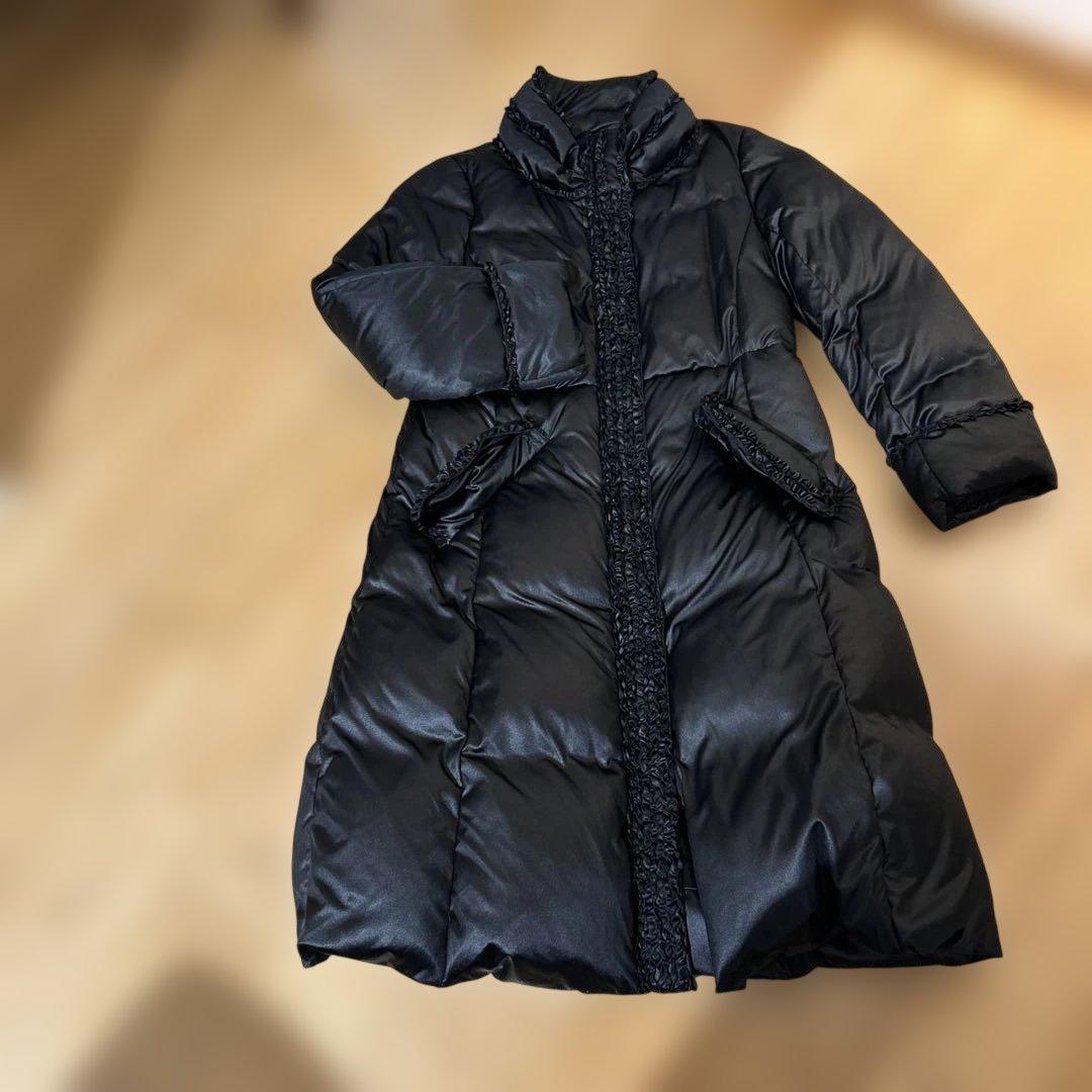 インゲボルグ　黒ロングダウンコート フリル付き　超美品　希少品