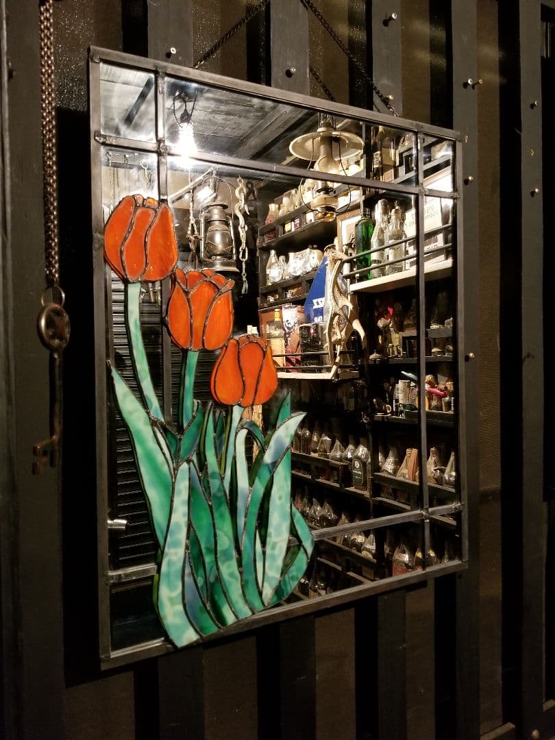 希少　ヴィンテージ　アイアン　チューリップ　ステンドグラス　ミラー　壁掛け　鏡