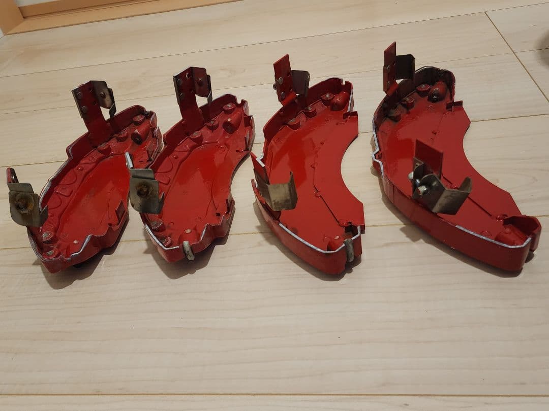 80ハリアーブレーキキャリパーカバー レッド 4個セット