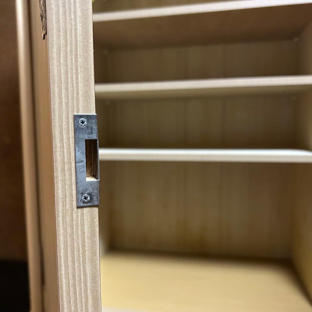 極希少　桐下駄箱　桐箪笥　和桐　前飾り付き　年輪に桐　隠し鍵飾り　和モダン