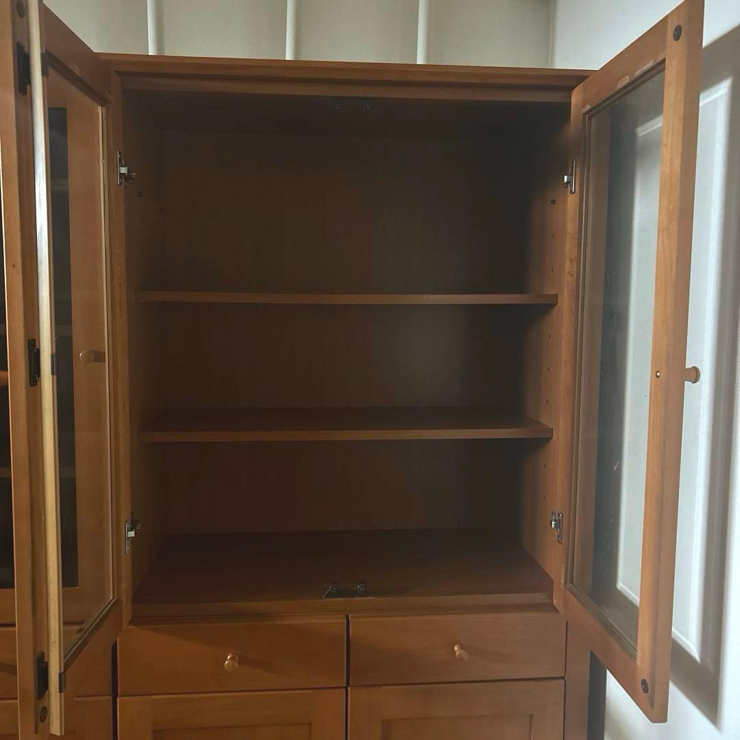 食器棚　キッチンボード　9月末迄の出品予定