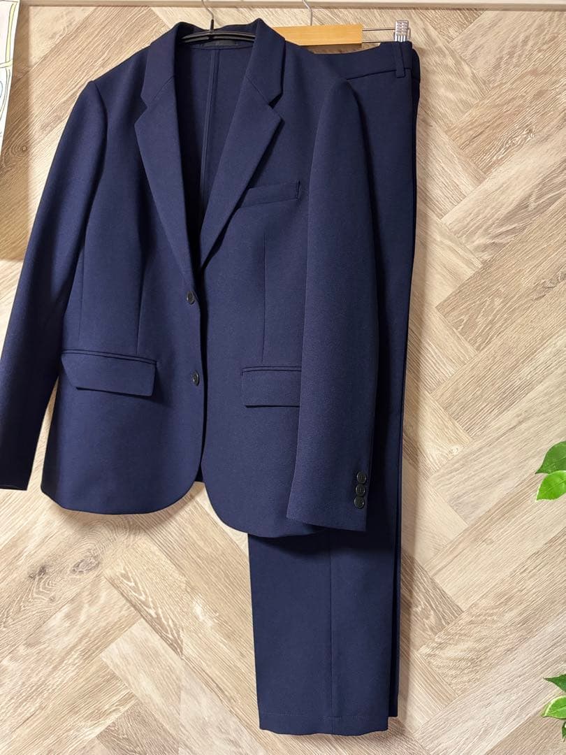 先月購入品 美品 ユニクロ 感動ジャケット&パンツ