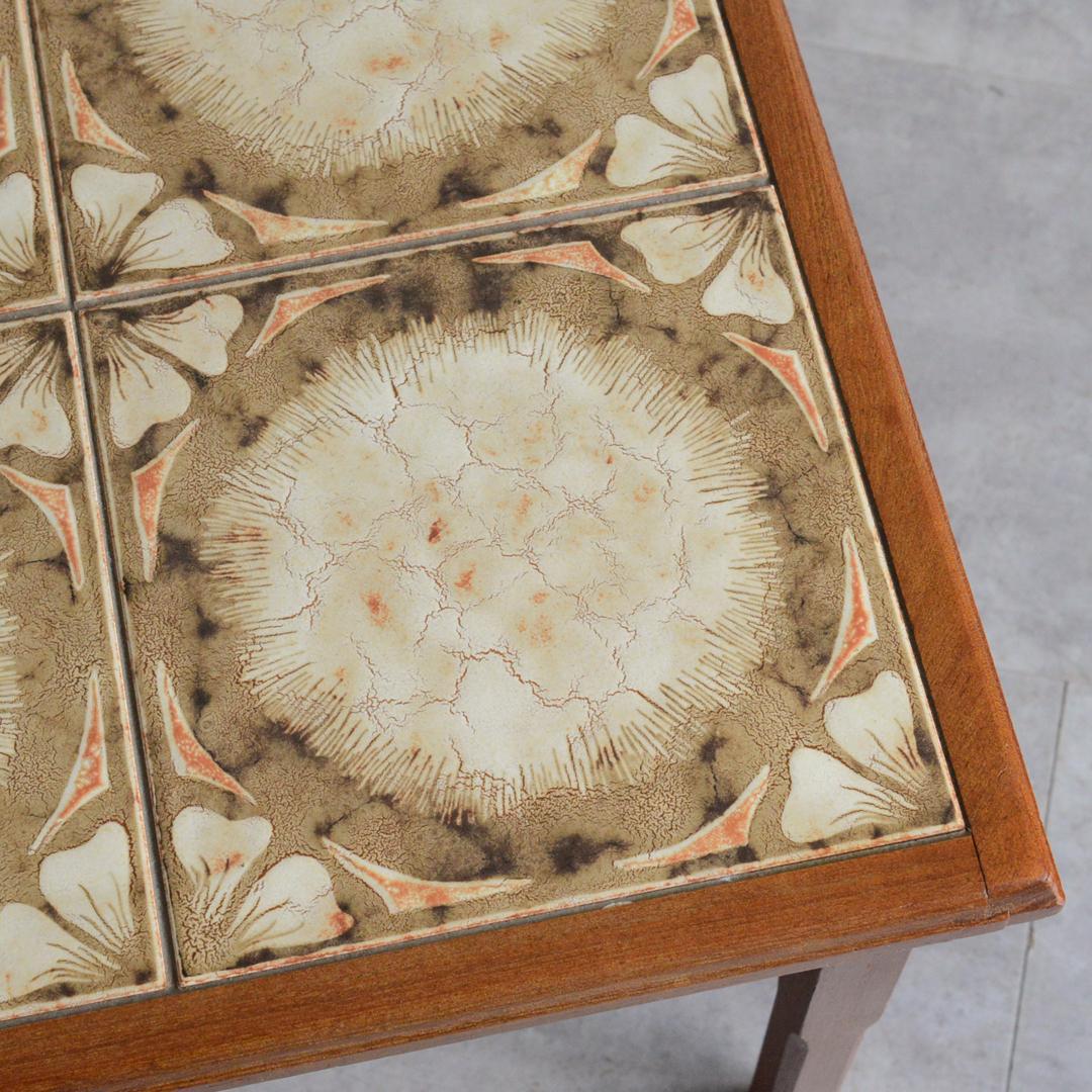 イギリス ヴィンテージ チーク タイルトップ ネストテーブル サイドテーブル