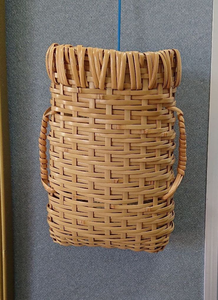 清斉作篭花生け、掛花入れ