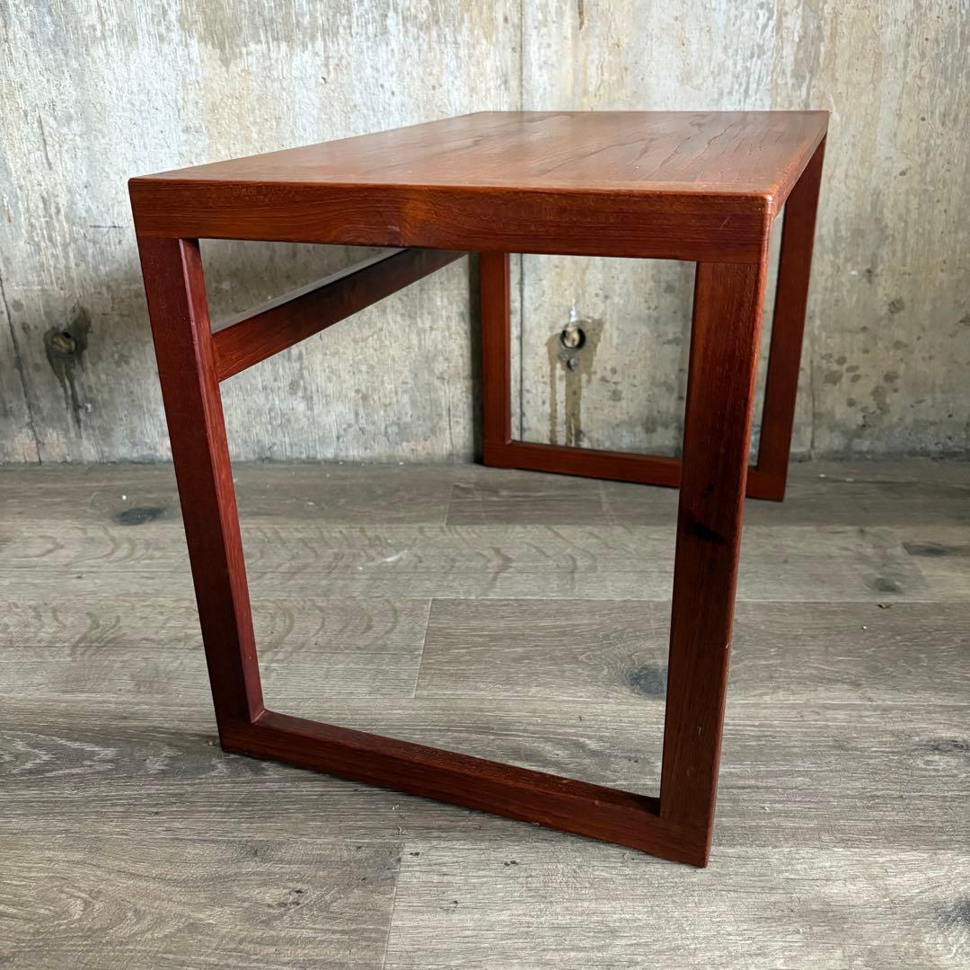 ヴィンテージ チーク材　無垢材　ネストテーブル　オイルフィニッシュ