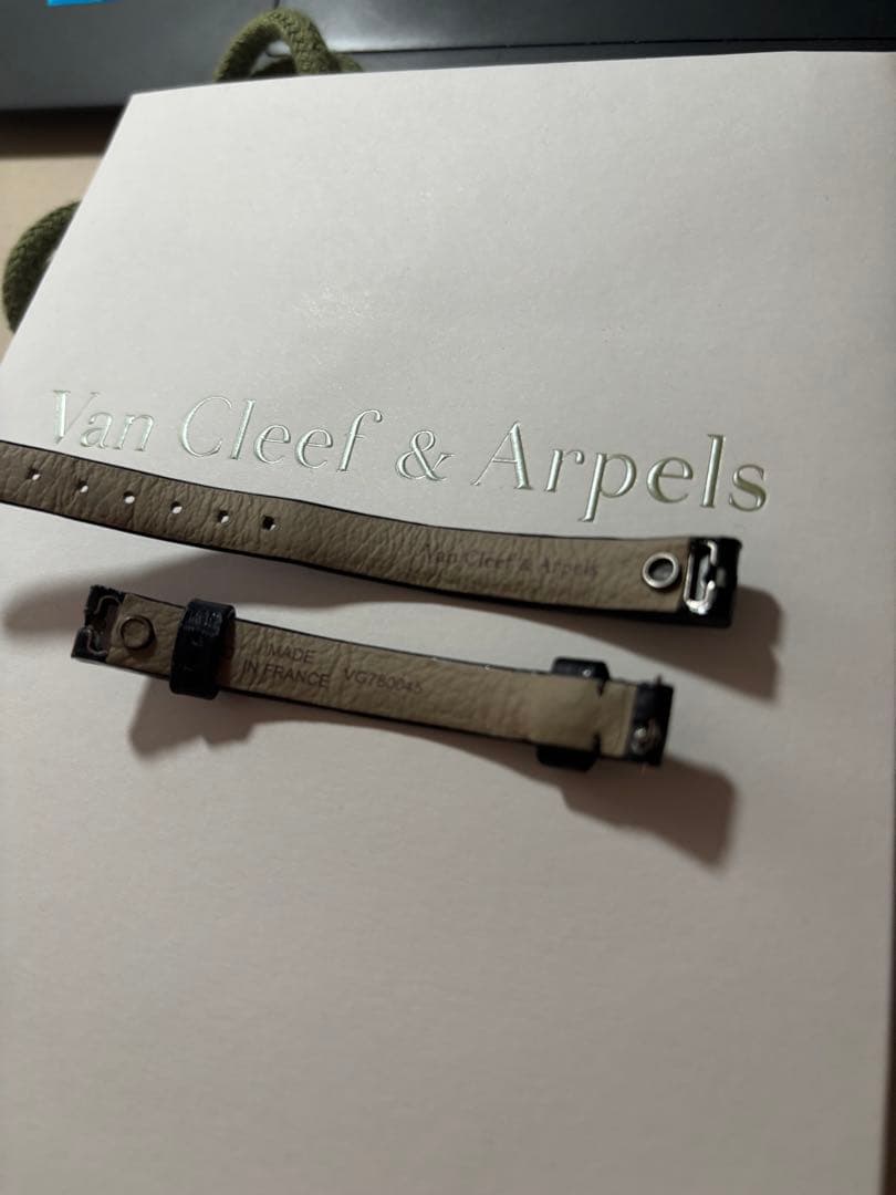 【専用です】Van Cleef & Arpels 時計レザーベルト ブラック