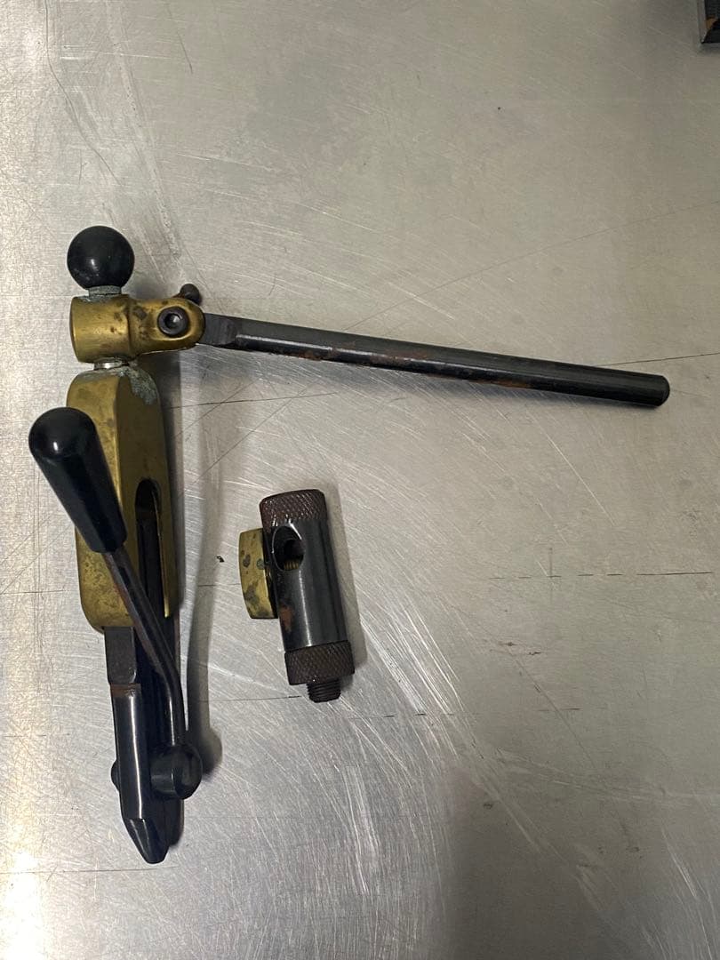 ダイナキング フライタイイングバイス　バラクーダ