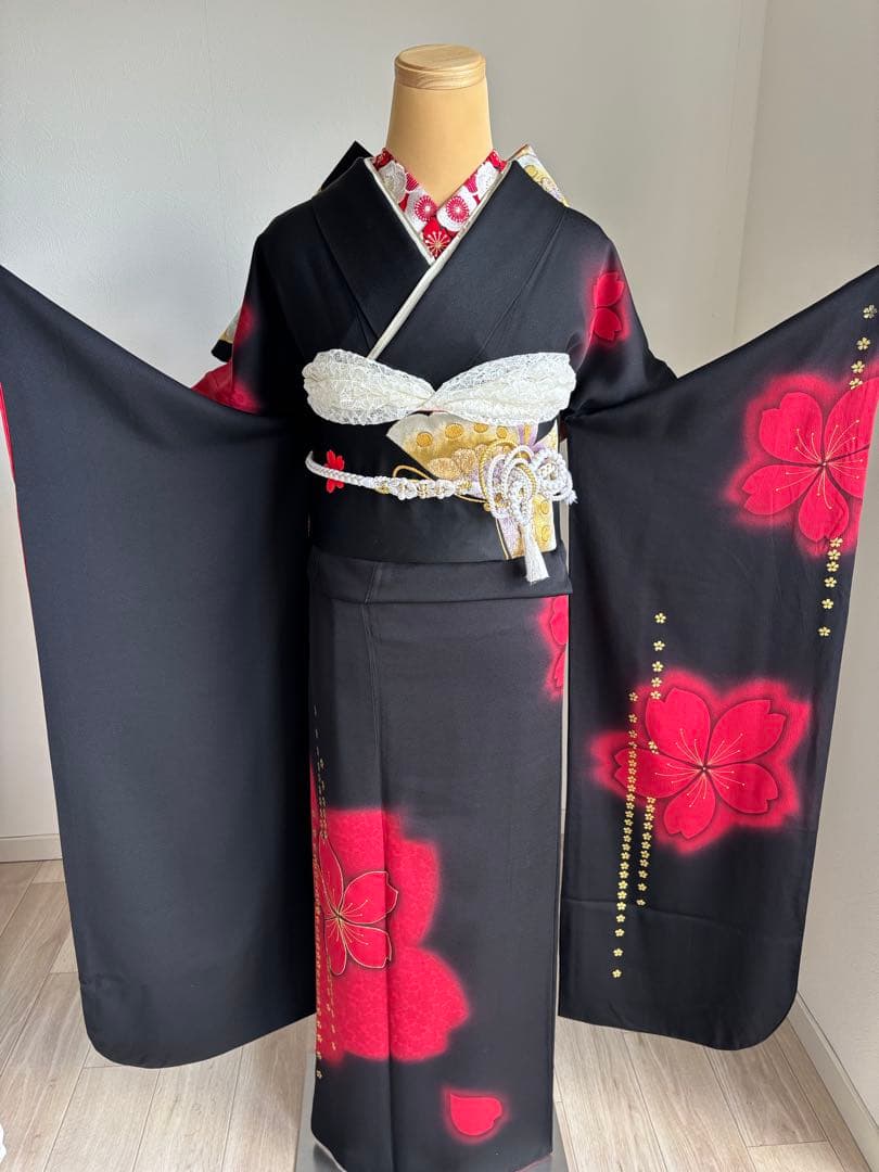 あああ 振袖フルセット　成人式　正絹振袖　袋帯　黒赤系　クリーニング済み