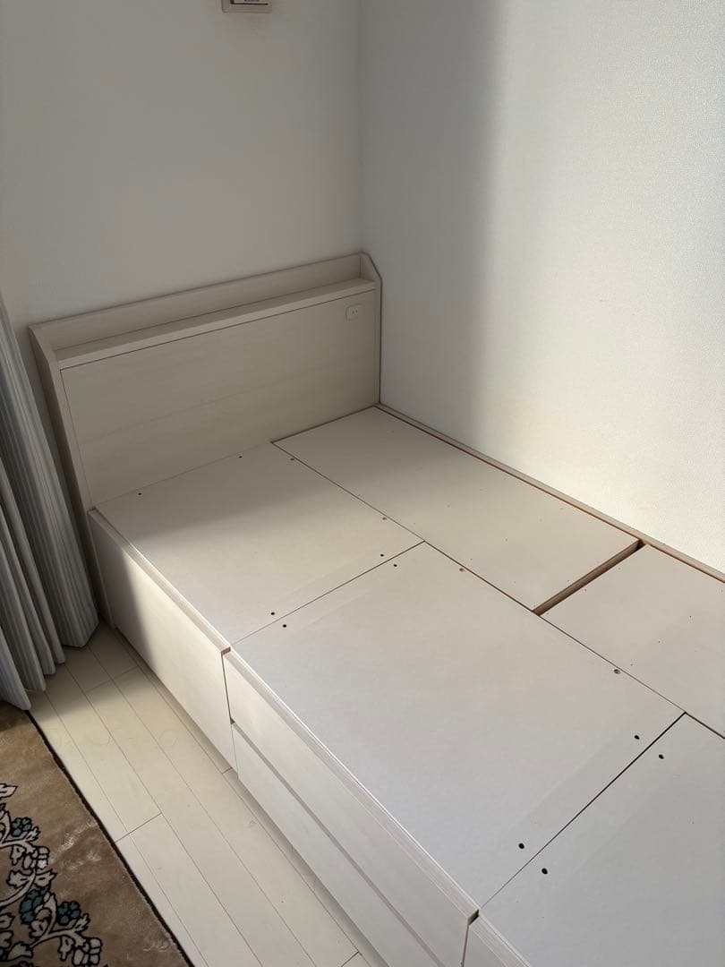 ニトリ ホワイト シングル ベッドフレーム 収納