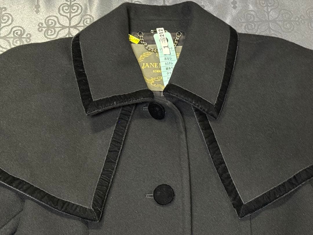 2/10までJaneMarpleベルベットトリミングのケープコート　ブラック