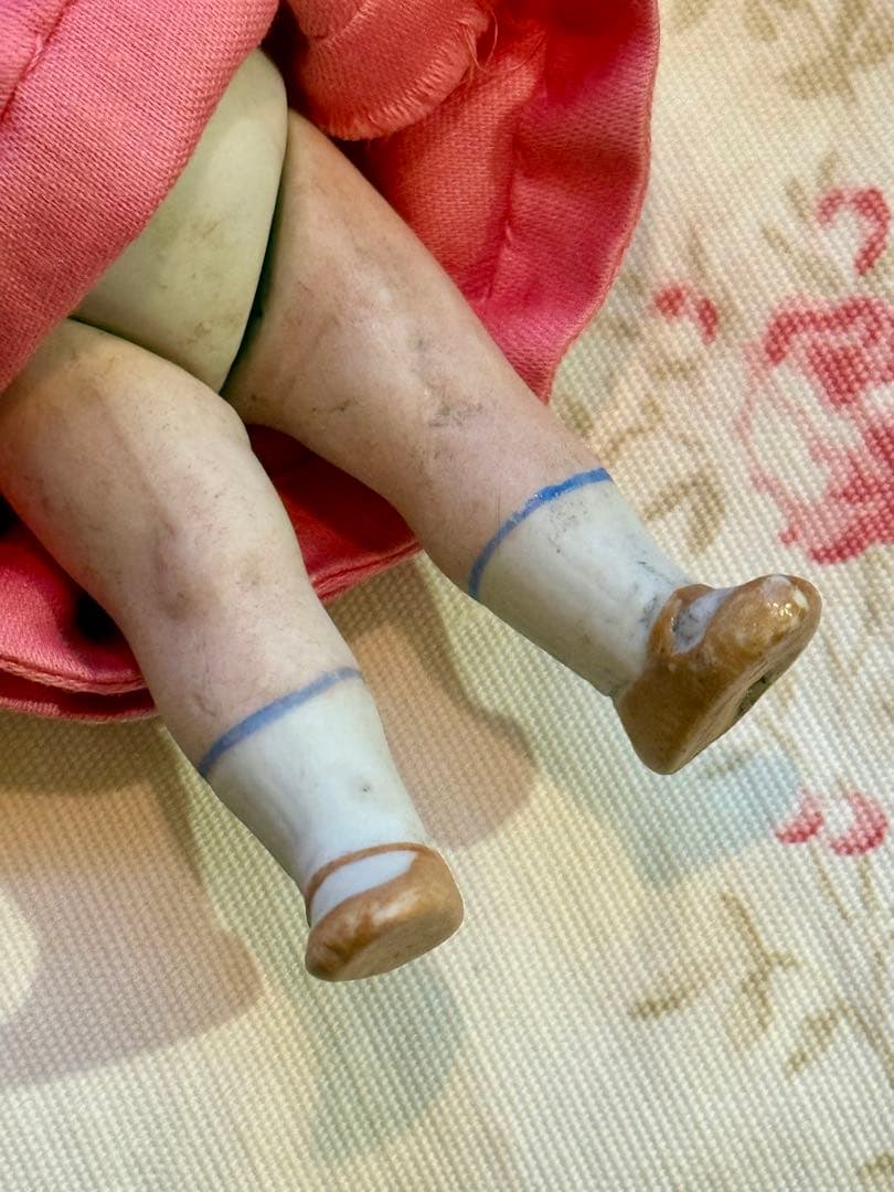 アンティーク　ミニョネット　＊ピンクのドレス＊　ドール　オールビスク