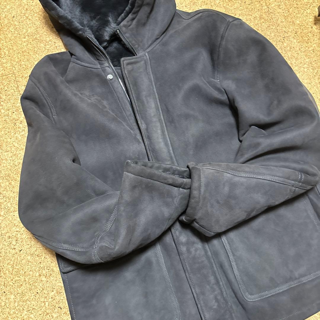 エンメティ　フーデッドムートンジャケット