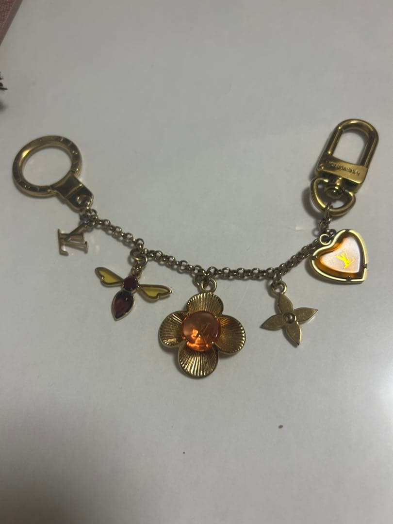 美品　ルイヴィトン　チャーム　ビジューサック・シェンヌビーフルール M66911