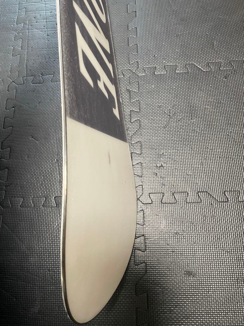 スノーボード　BREAKER 151cm