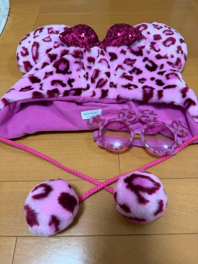 【美品】ディズニー　ヒョウ柄ファンキャプ　サングラス　セット