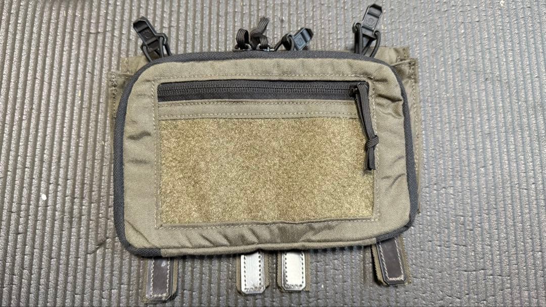 カズキ 　LBX マガジンポーチ