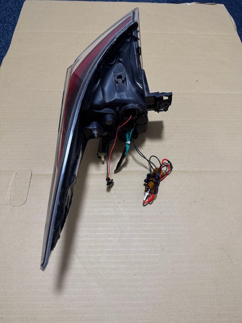 【ディエゴ】50プリウス テールランプ シーケンシャル