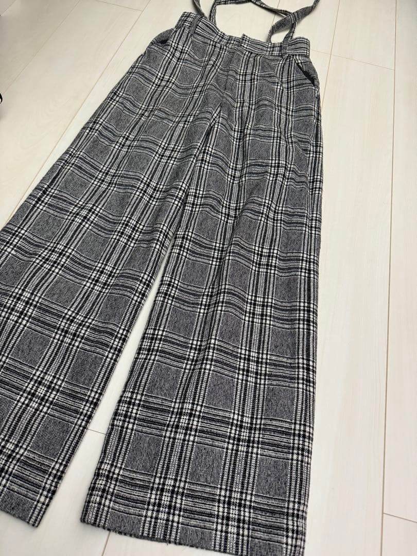 shäller チェック柄サスペンダーキュロット