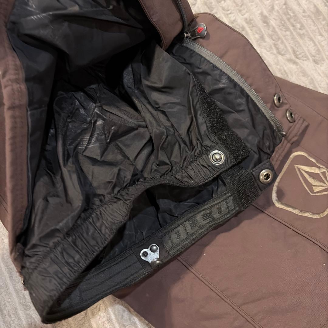 VOLCOMスノーボードウェア上下セットブラック/ブラウンM