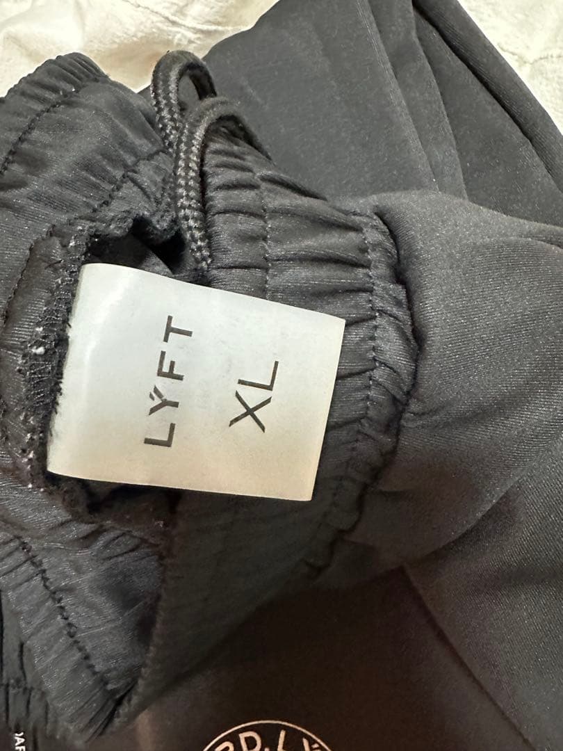 K*様 LYFT リフト エンブレム ジャケット ジョガーパンツ セットアップ