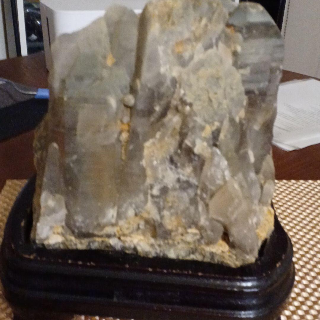 最強ライトニング水晶（雷水晶)原石８kg