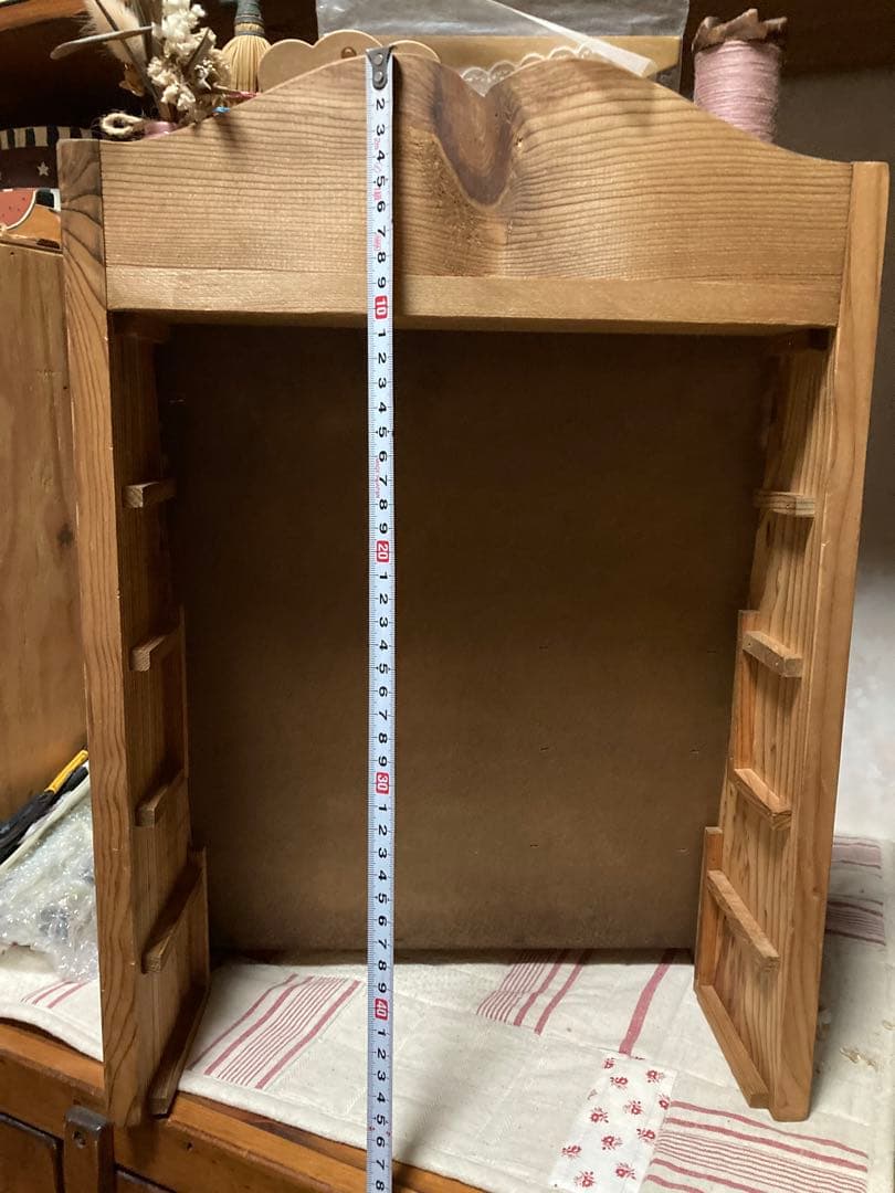 カントリー雑貨　アンファン雑貨　木製飾り棚　裁縫棚