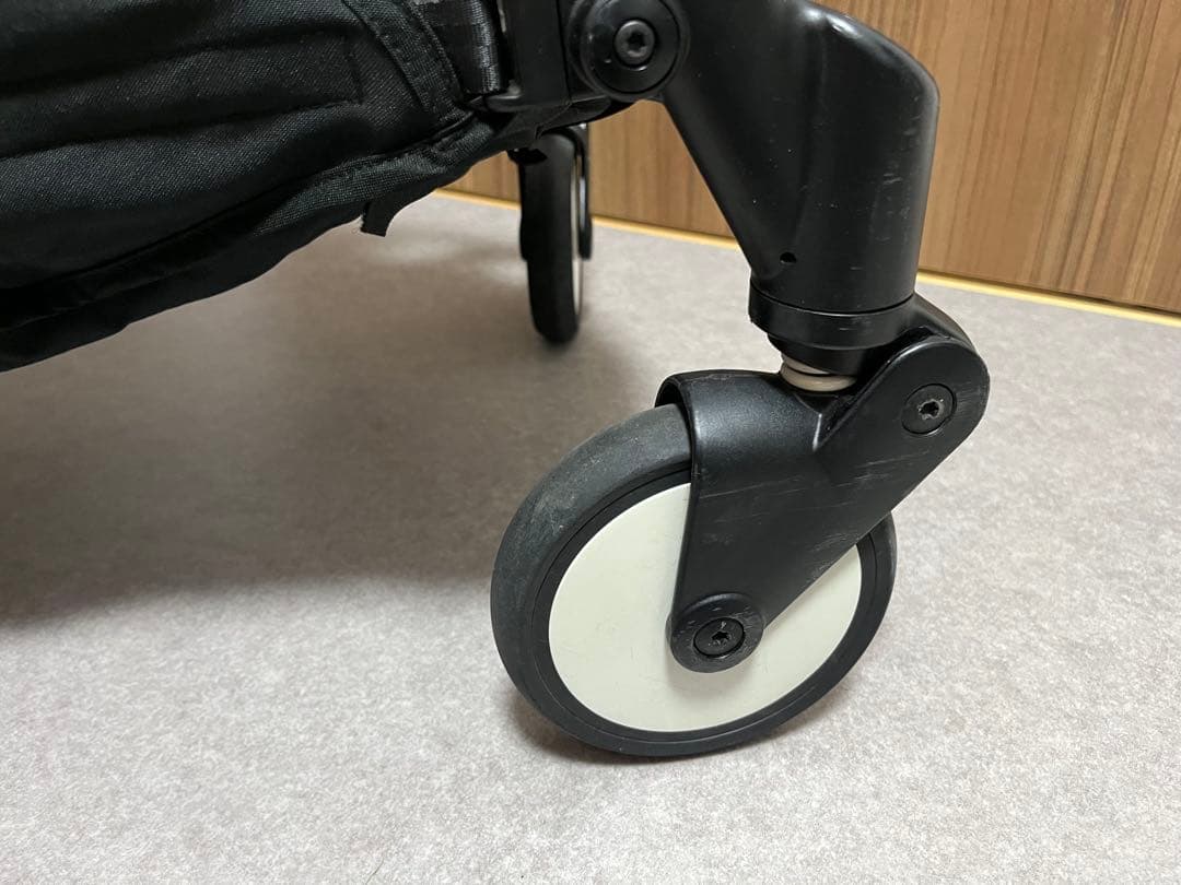 BABYZEN YOYO ベビーカー グレー x ブラック　ベビーゼン　ヨヨ