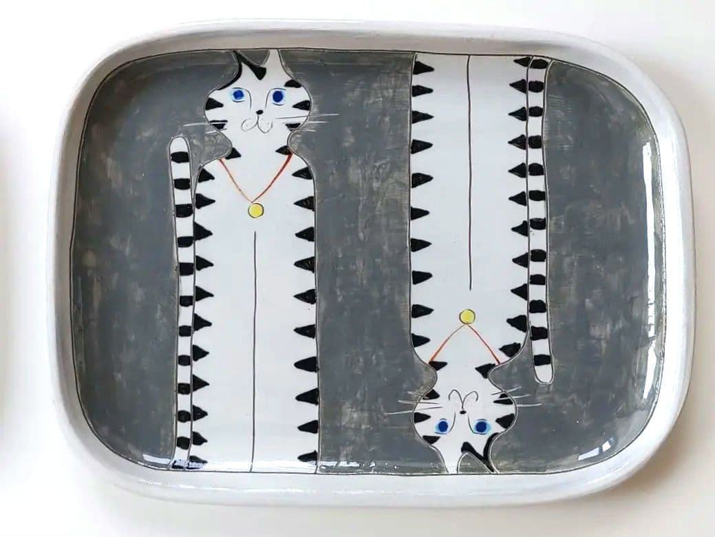 陶器　動物の絵皿　作家物　銘有り