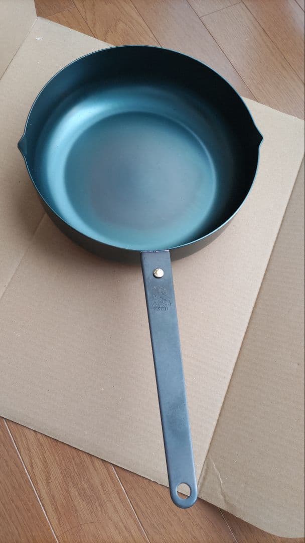 新品 鉄フライパン 哲鍋 25cm シーズニング不要 IH対応　日本製