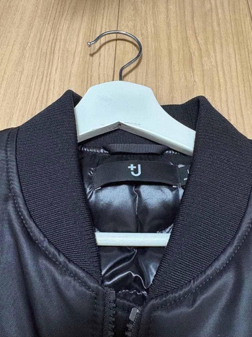 【極美品】UNIQLO +Jハイブリッドダウンオーバーサイズ　黒