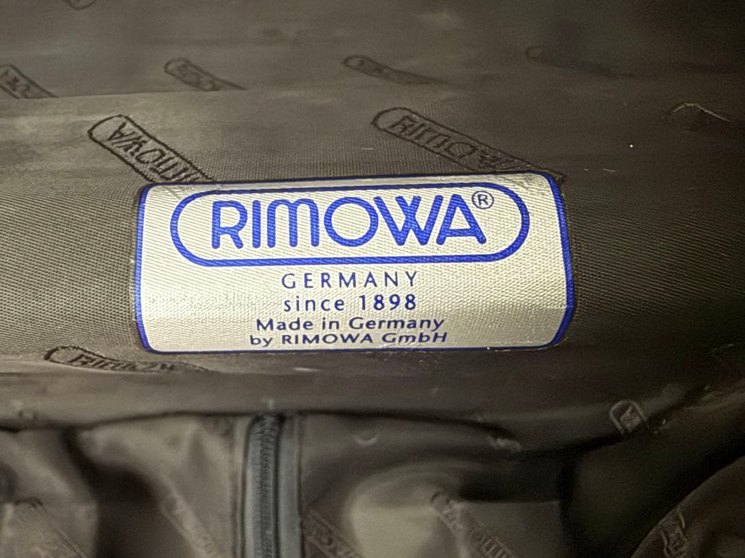 RIMOWA 986.67 トパーズ 旧モデル 黒アルミ 26L 4輪