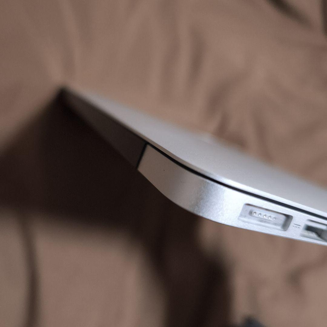 MacBook本体 MacBook Air 11 2013 | i7 | 8GB | 256GB