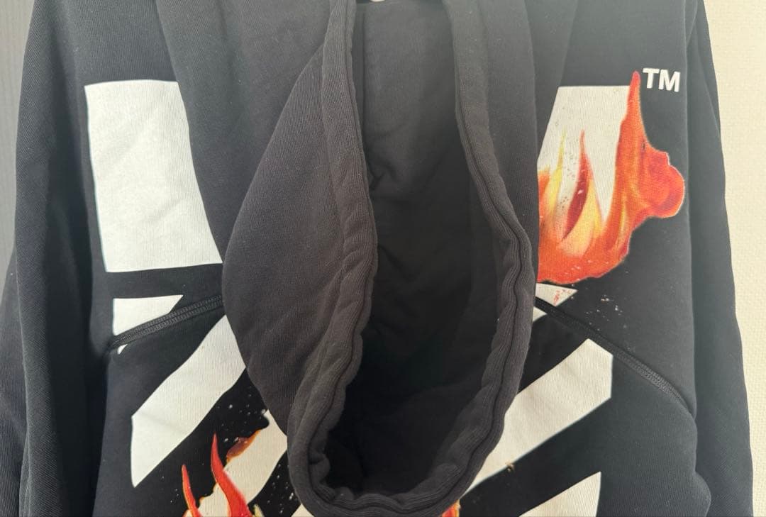 【OFF WHITE 】ダイアゴナルファイヤーハンド パーカー フーディー