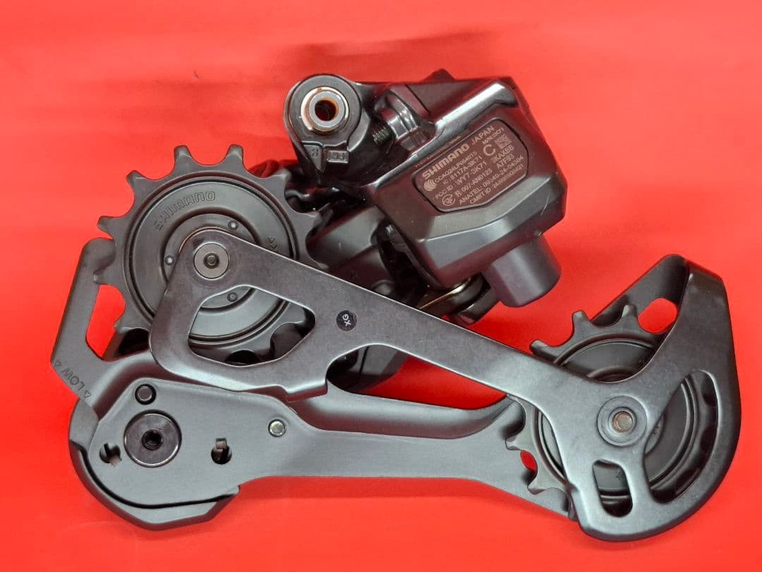 SHIMANO XT M8250-SGS Di2 無線式電動リアディレイラー