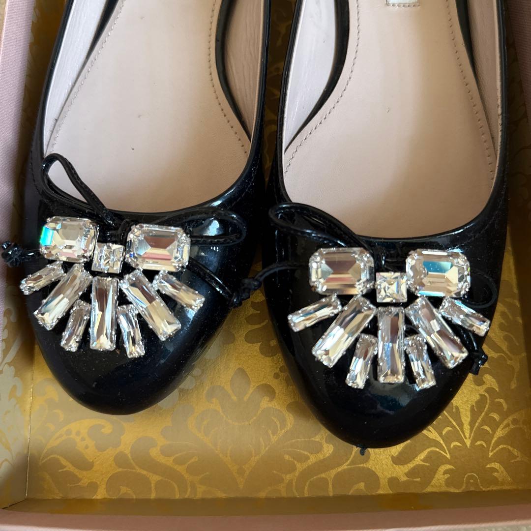 ❤︎専用❤︎miu miu クリスタル装飾 フラットシューズ