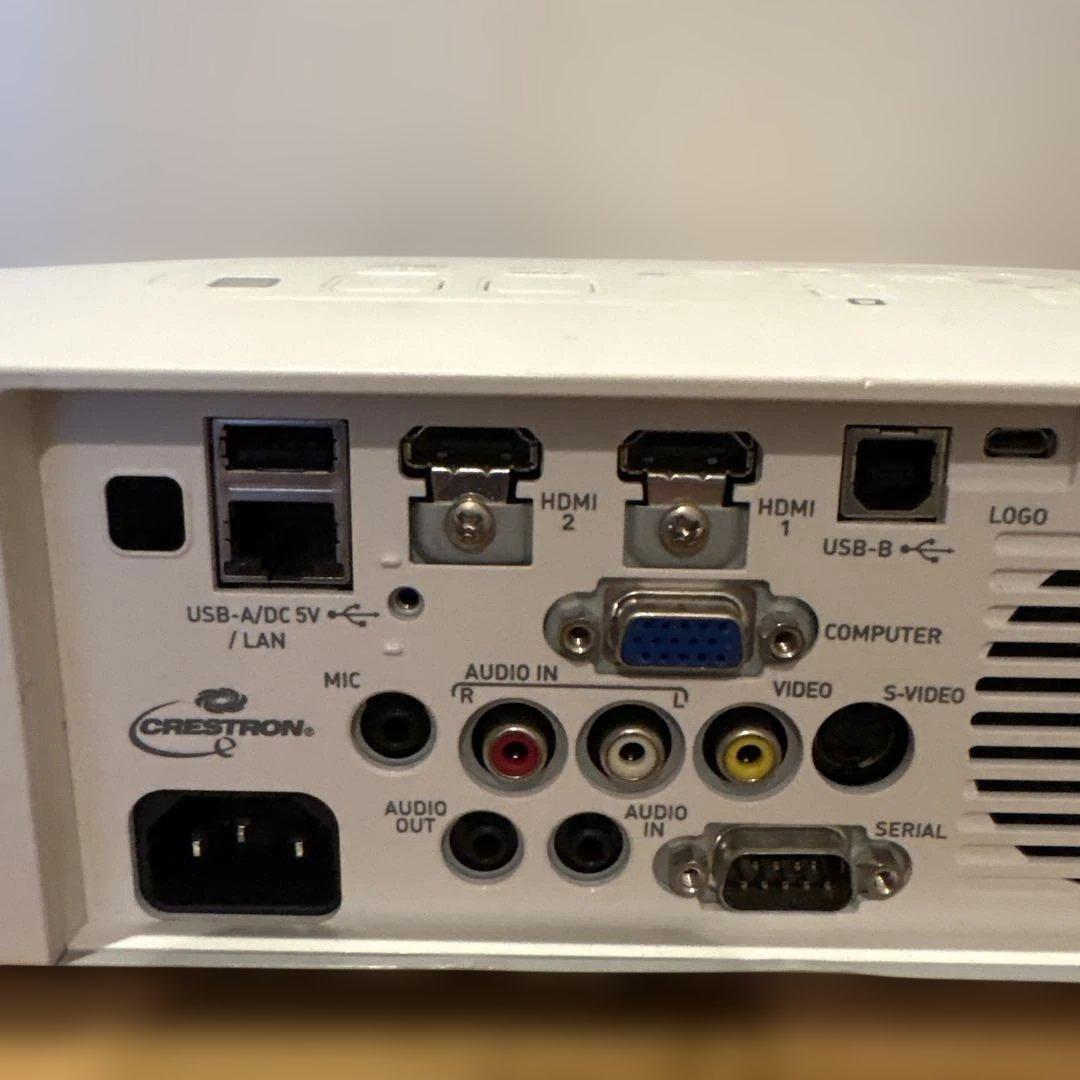 CASIO プロジェクターXJ-F210WN