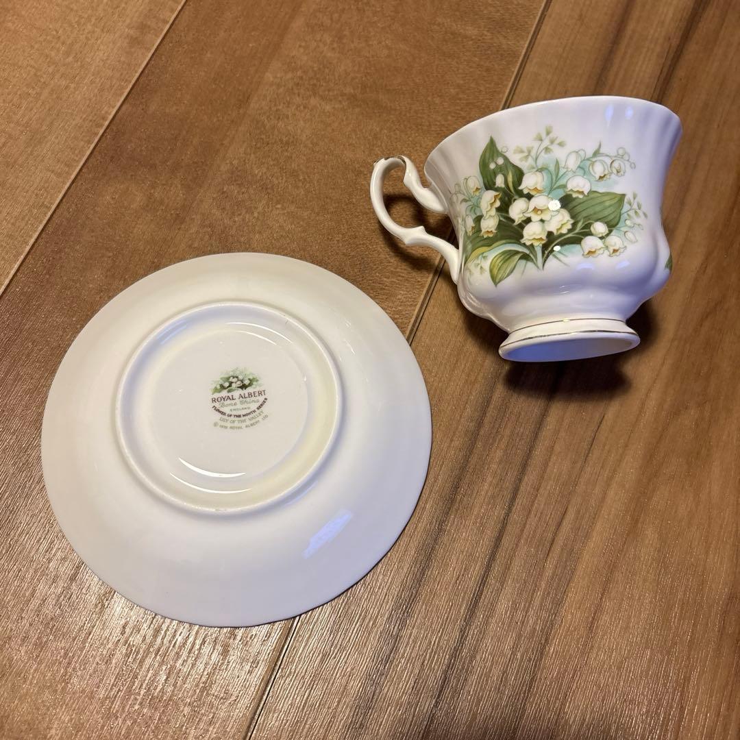ロイヤルアルバート 4点 ディスプレイプレート 鳥 カップアンドソーサー 鈴蘭