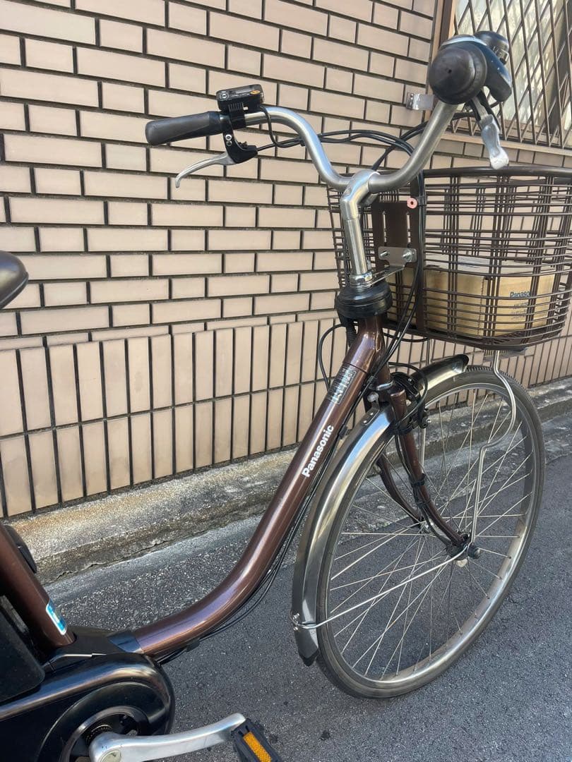 16Ah パナソニック電動アシスタント自転車26インチ。充電器箱付き