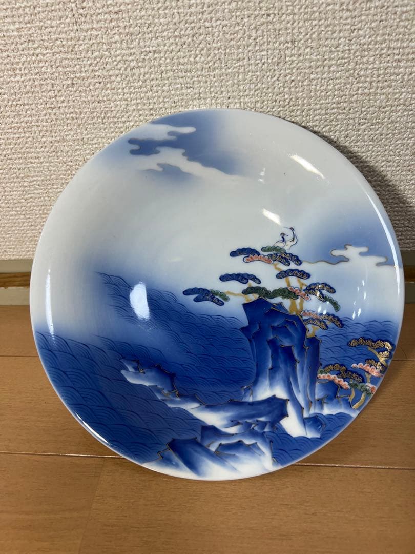 118 香蘭社　古美術品　皿1  猪口2