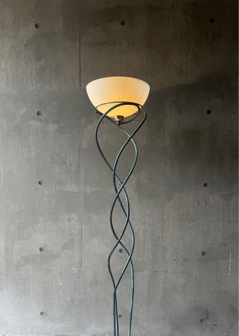 スパイラルフロアライト　ミッドセンチュリー　スペースエイジ　ポストモダン