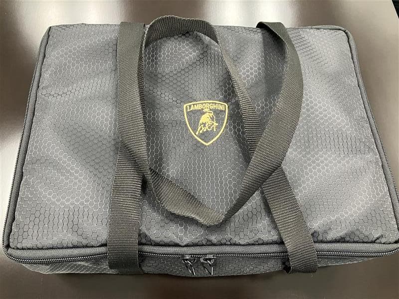 ペ*ノ様 非売品　新品未使用　最新ランボルギーニ　Uruse SE　WELCOM