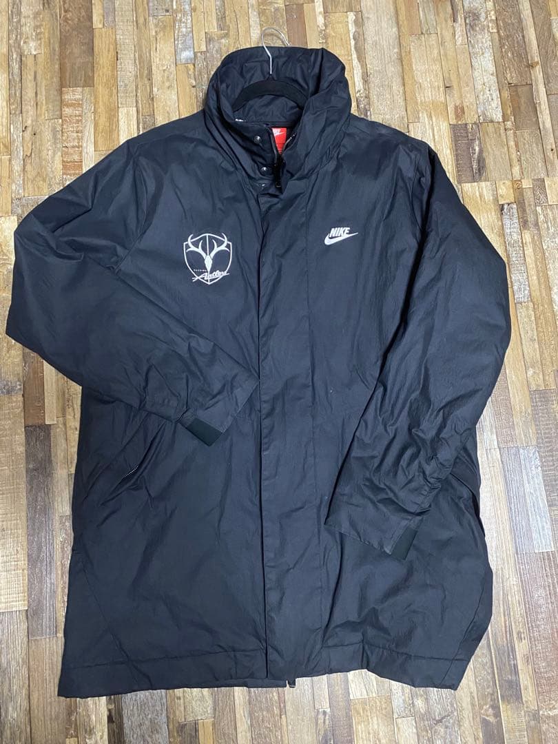 ミ*ス様 鹿島アントラーズ×NIKEエアマックス　ウーブンジャケットベンチコート