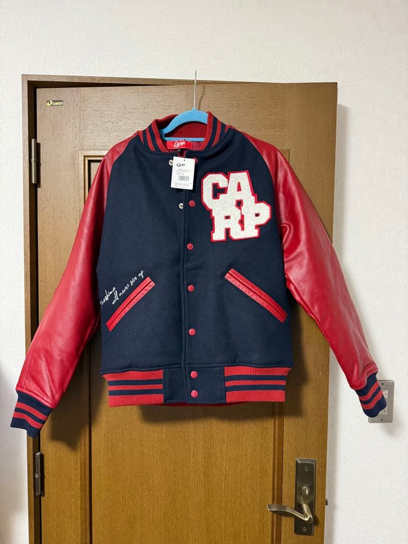 広島カープ　2023 本革スタジアムジャンパー　Mサイズ　　スタジャン