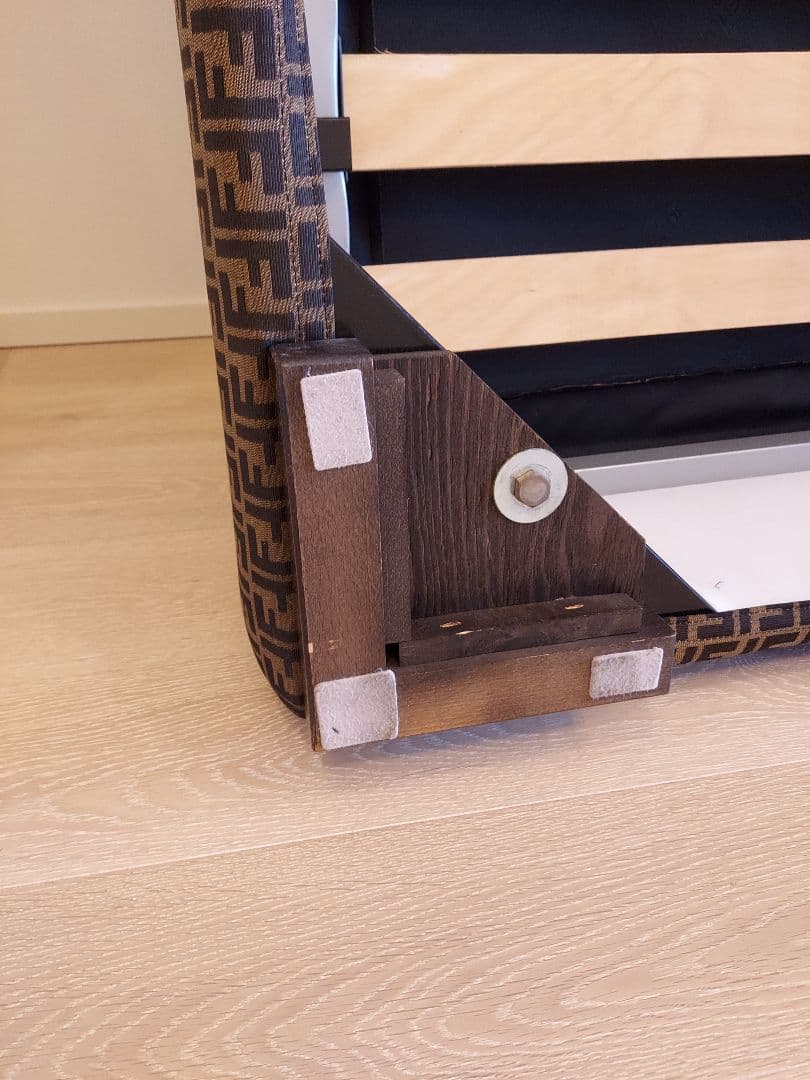 FENDI CASA フェンディカーサ ズッカ柄 キングサイズ ベッド