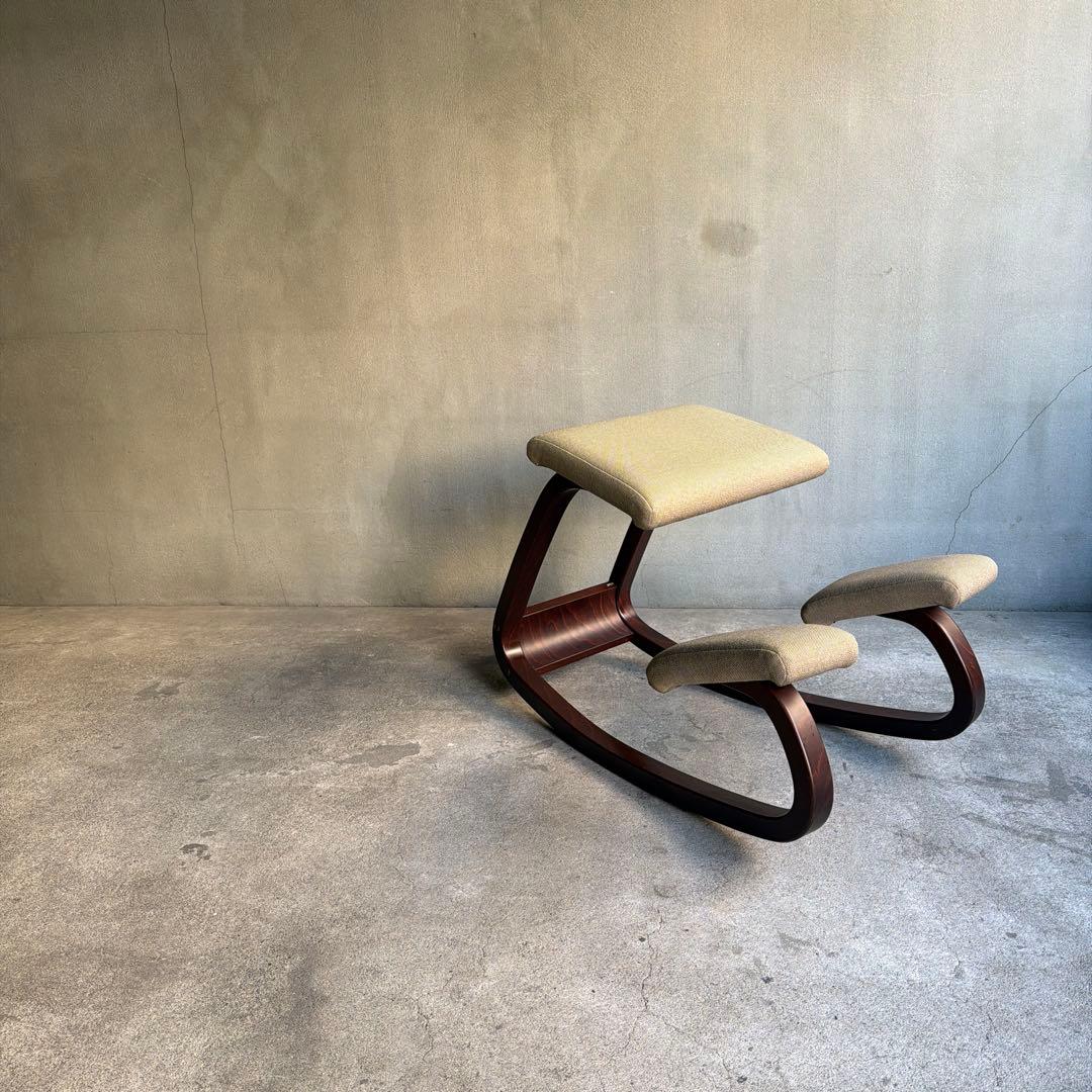 美品　stokke ストッケ ヴァリエール バランスチェア バリアブル
